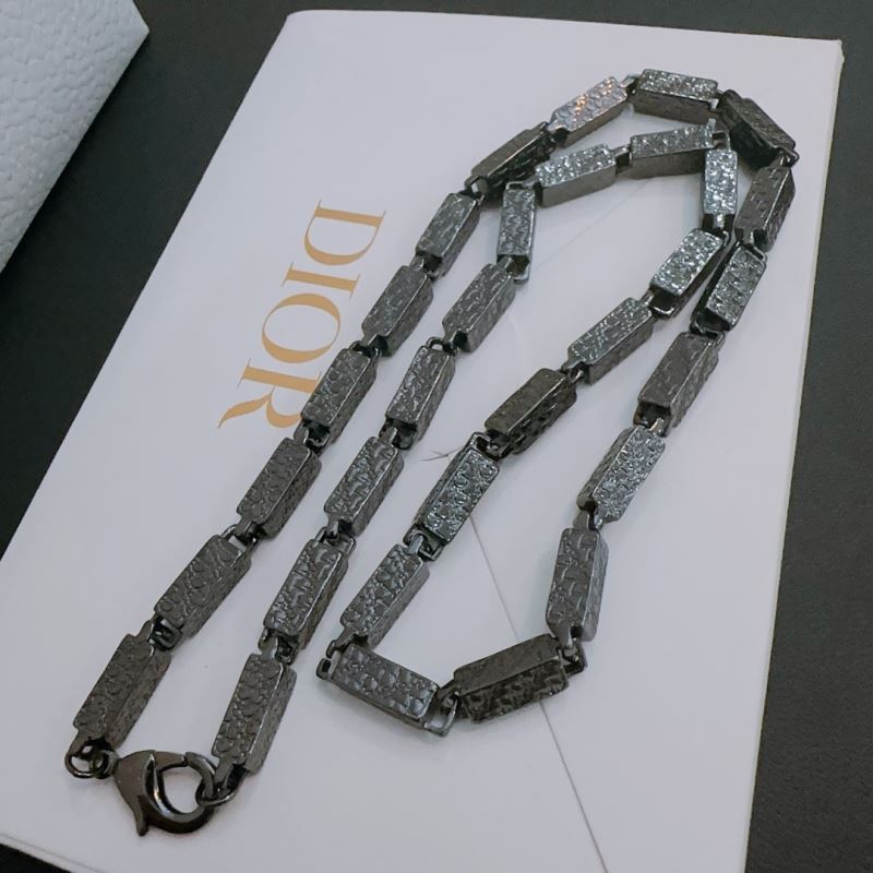 chr1st1an D10r necklaces